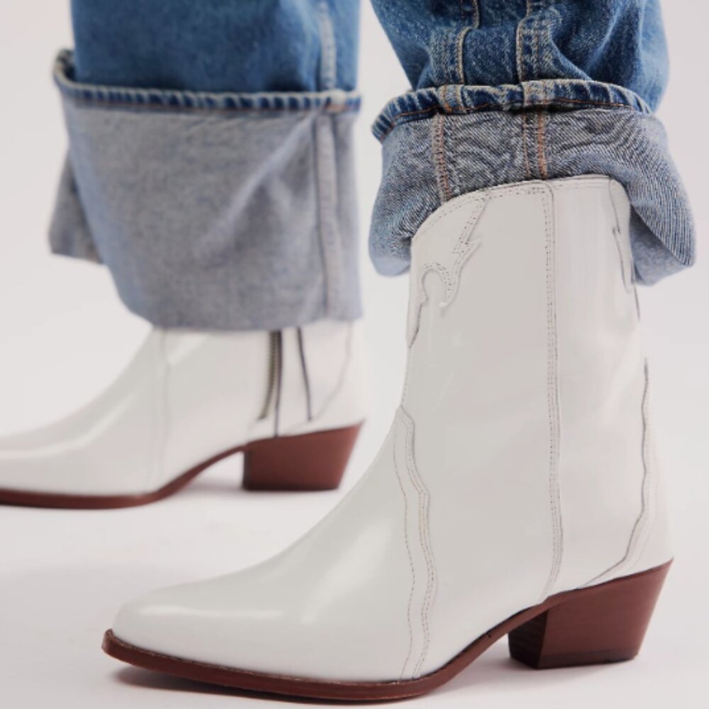 Free People New Frontier Western White Leather Ankle Boots